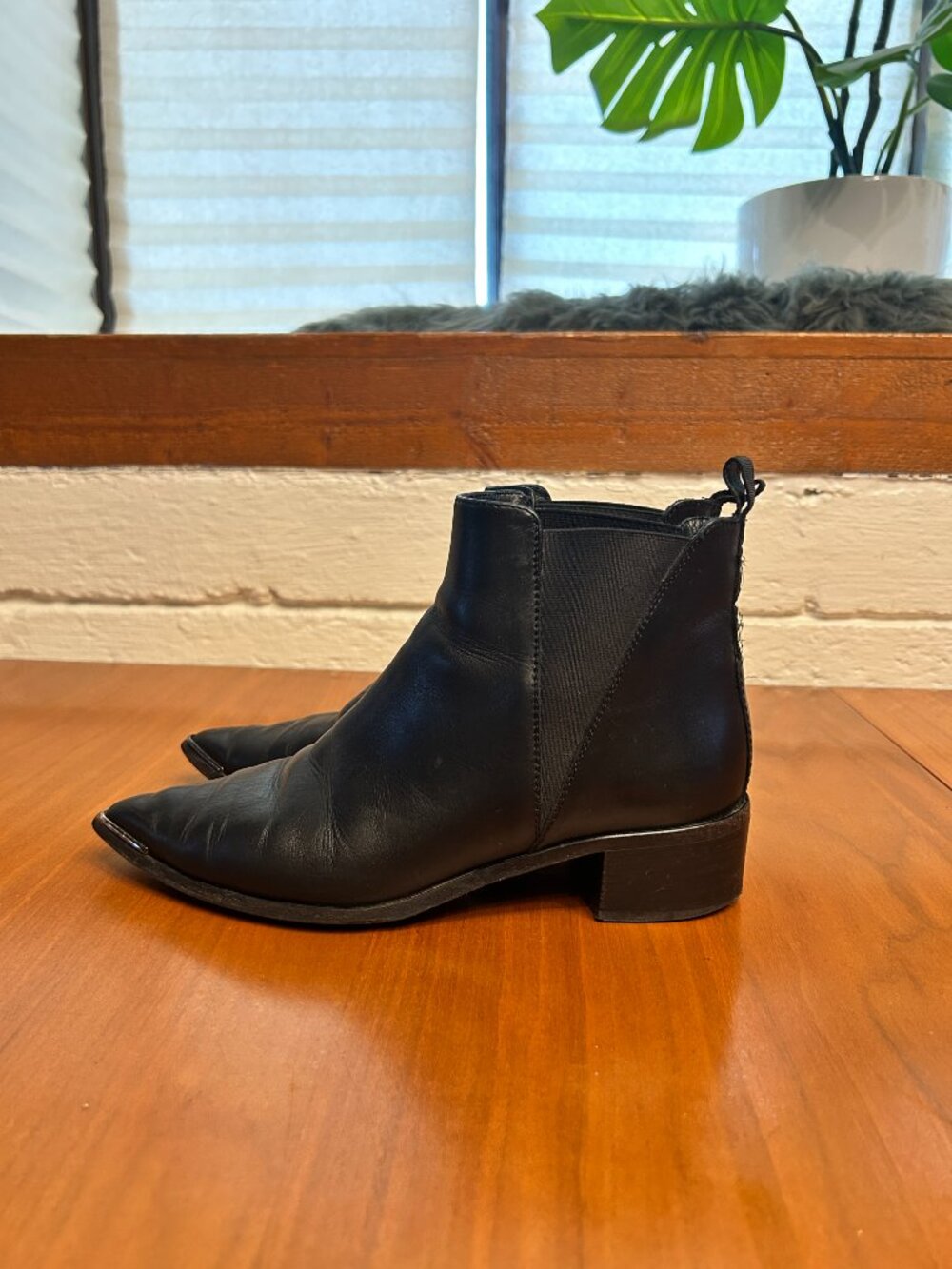Acne Studios Jensen Boots Size 37 Black Flat Leather - Picture 4 of 10